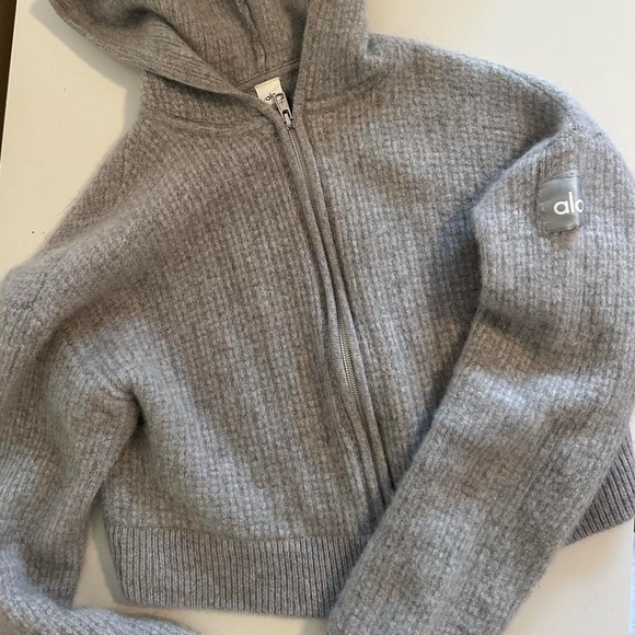 ALO Yoga Gray Hooded Sweatshirt with Zipper